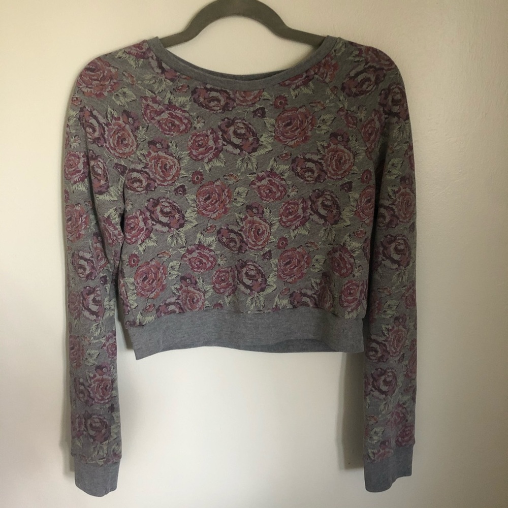 abercrombie & fitch rose sweatshirt